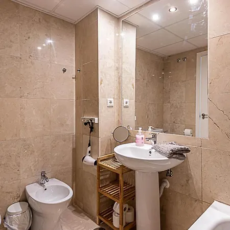 Spacious Apartment, El Coloso * Benalmadena