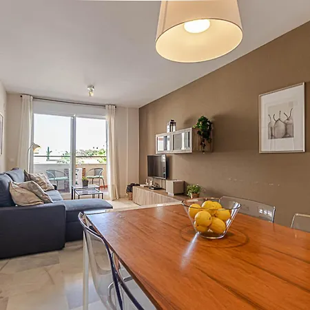Spacious Apartment, El Coloso